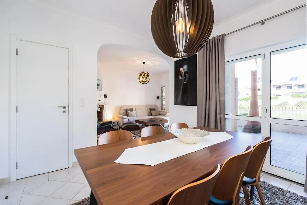 Villa Verde By Intiholidays Guia  0*, Guia (Faro)